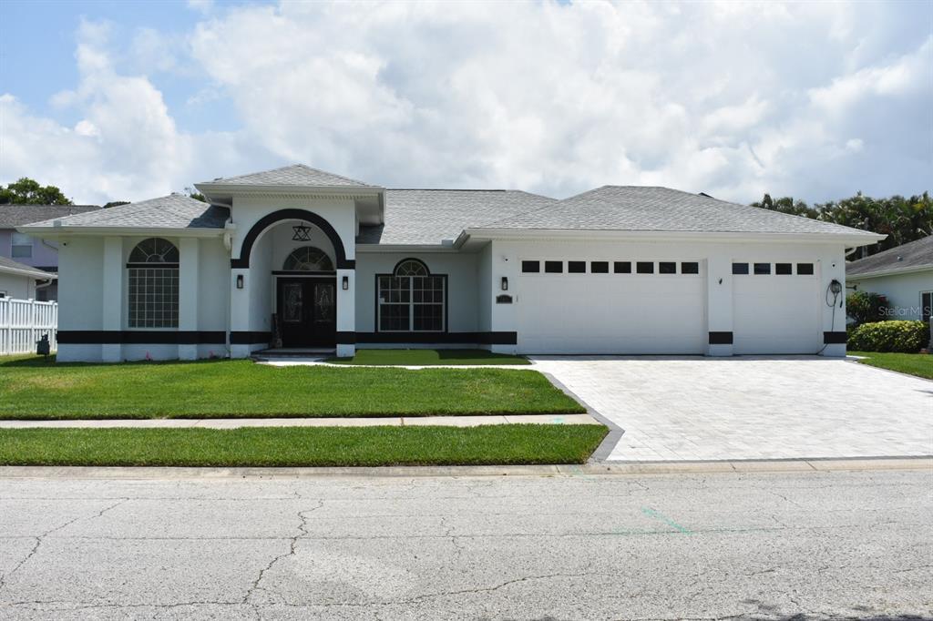 Picture of 1961 Dunbrody Court, Dunedin, FL 34698