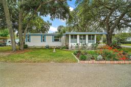 Picture of 2110 Oak Circle, Mount Dora, FL 32757