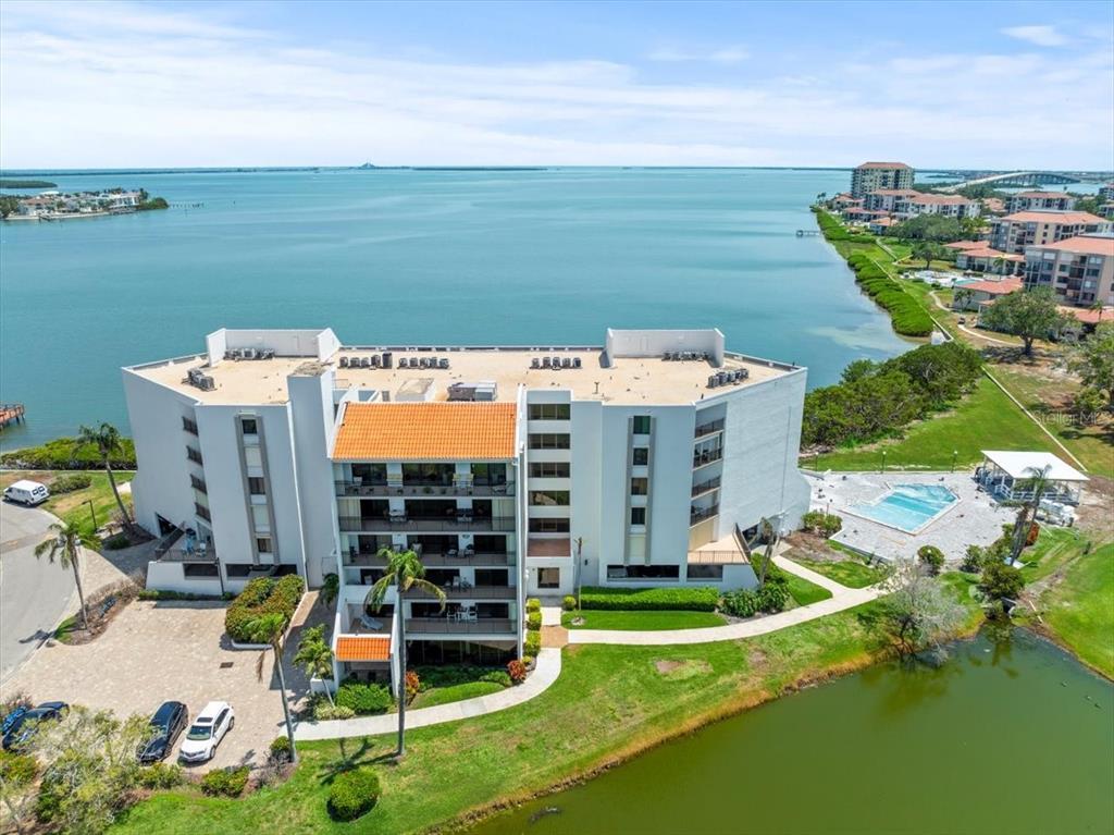 Picture of 5700 Escondida Boulevard S Unit 401, St Petersburg, FL 33715