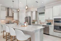 Picture of 16404 Isola Place, Bradenton, FL 34211