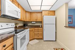 Picture of 4900 Brittany Drive S Unit 209, St Petersburg, FL 33715