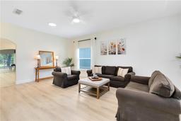 Picture of 516 Brett Court, Orlando, FL 32828