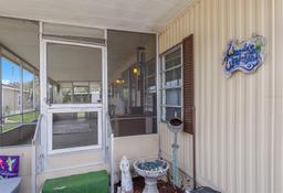 Picture of 921 Faith Circle E Unit 37, Bradenton, FL 34212