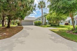 Picture of 2 Redbay Court W, Homosassa, FL 34446