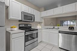 Picture of 1118 Kennewick Court, Wesley Chapel, FL 33543