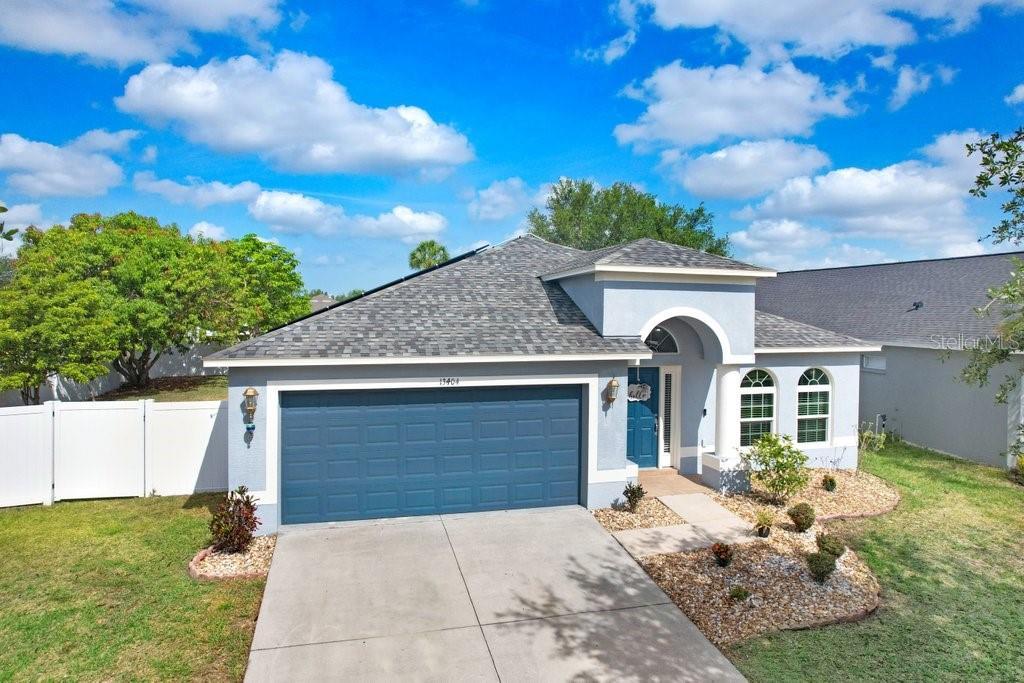 Picture of 13404 Fladgate Mark Drive, Riverview, FL 33579