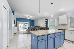 Picture of 13404 Fladgate Mark Drive, Riverview, FL 33579
