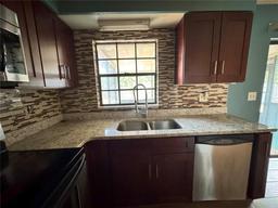 Picture of 4211 Sunny Land Drive, Lakeland, FL 33813