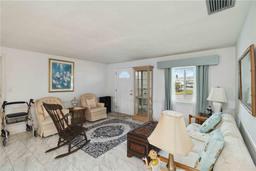 Picture of 577 Circlewood Drive Unit X7, Venice, FL 34293