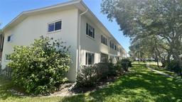 Picture of 4560 Overlook Drive Ne Unit 168, St Petersburg, FL 33703