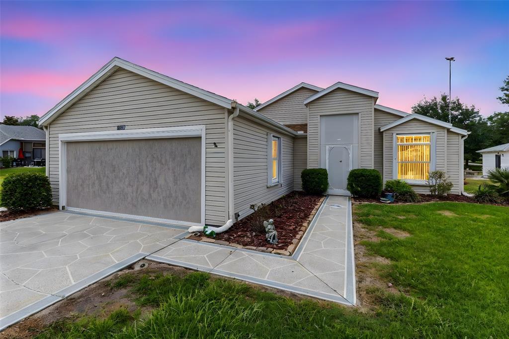 Picture of 25409 Waterbrook Court, Leesburg, FL 34748