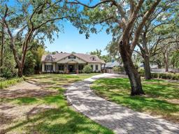 Picture of 2621 Stearns Road, Valrico, FL 33596