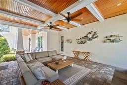 Picture of 911 S Sterling Avenue, Tampa, FL 33629