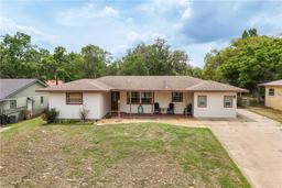 Picture of 800 Jefferis Court, Eustis, FL 32726
