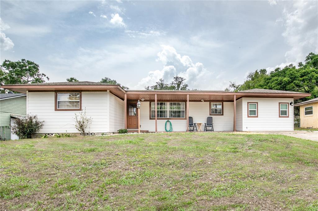 Picture of 800 Jefferis Court, Eustis, FL 32726
