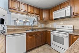 Picture of 1020 85Th Avenue N Unit 223, St Petersburg, FL 33702