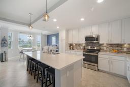 Picture of 910 Tidewater Shores Loop Unit 103, Bradenton, FL 34208