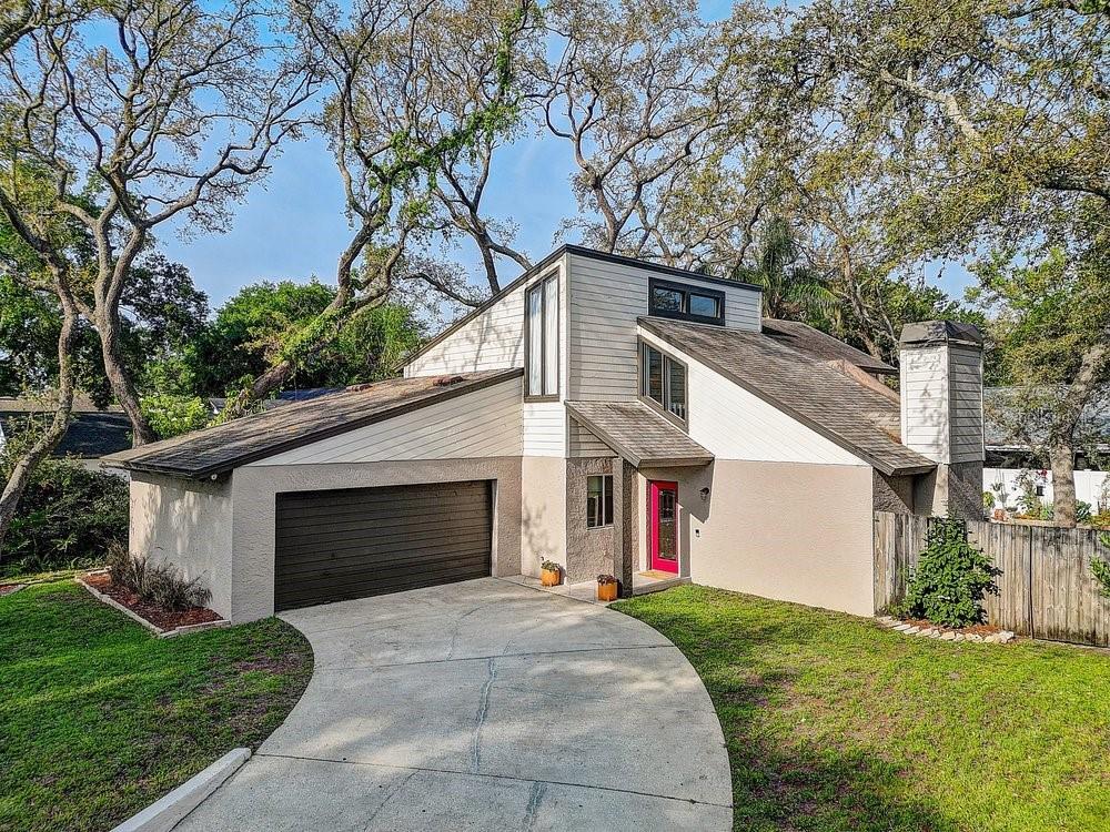 Picture of 10910 Winter Oak Place, Tampa, FL 33618