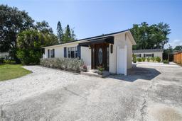 Picture of 3315 W Pearl Avenue, Tampa, FL 33611