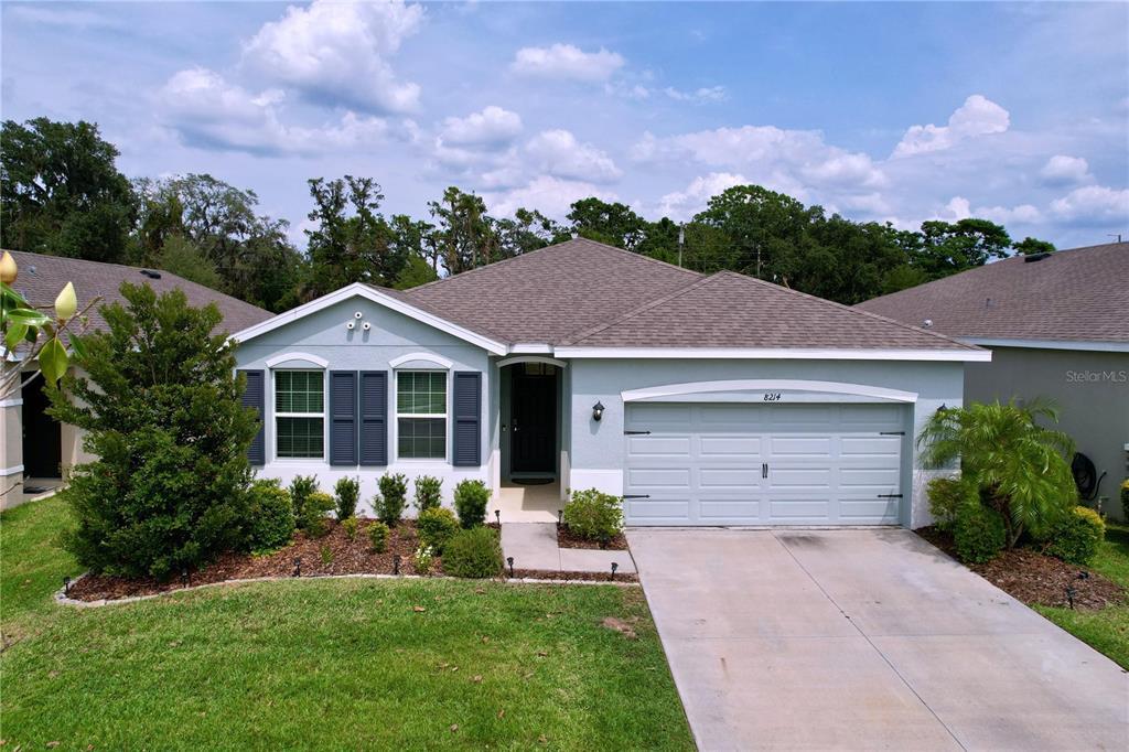 Picture of 8214 Wheat Stone Drive, Zephyrhills, FL 33540