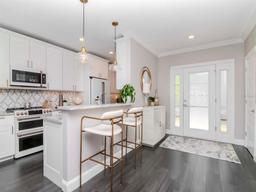 Picture of 2807 W Hawthorne Road Unit 11, Tampa, FL 33611