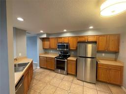 Picture of 4503 Oak Arbor Circle, Orlando, FL 32808