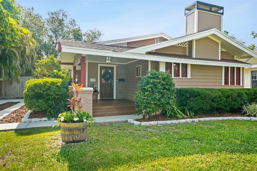 Picture of 5707 N Branch Avenue, Tampa, FL 33604