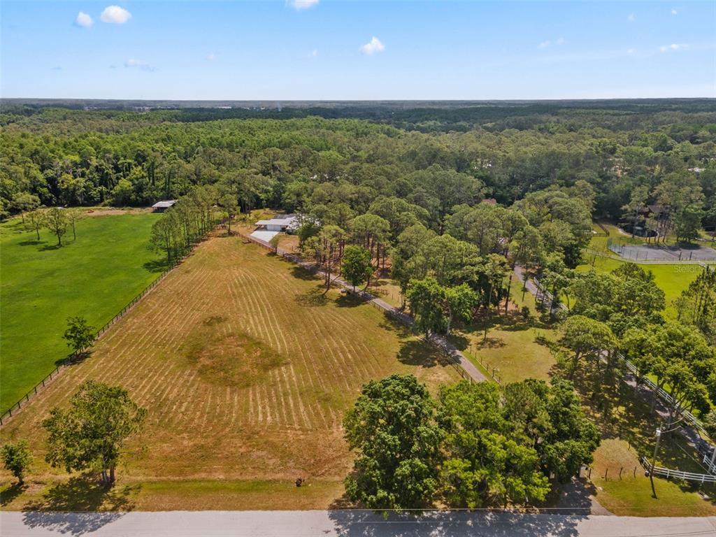 Picture of 495 Appaloosa Road, Tarpon Springs, FL 34688