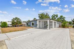 Picture of 8006 Tanglewood Lane, Tampa, FL 33615