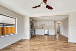 Picture of 609 25Th Avenue W, Bradenton, FL 34205