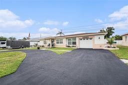 Picture of 6130 50Th Avenue N, Kenneth City, FL 33709