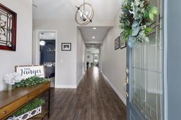 Picture of 11513 11Th Avenue E, Bradenton, FL 34212