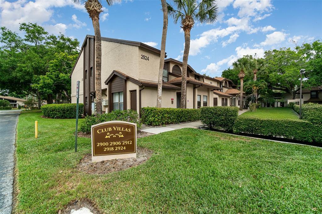 Picture of 2924 S Semoran Boulevard Unit D2, Orlando, FL 32822