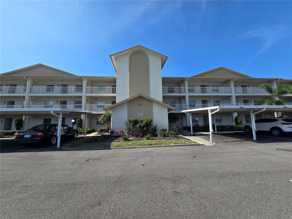 Picture of 7201 29Th Avenue Drive W Unit 306, Bradenton, FL 34209