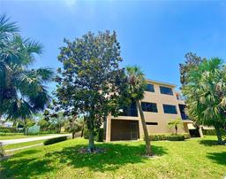 Picture of 1503 Citrine Trail, Tarpon Springs, FL 34689