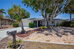 Picture of 110 Colonial Street Sw, Port Charlotte, FL 33952