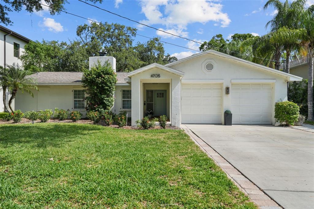 Picture of 4705 W Estrella Street, Tampa, FL 33629