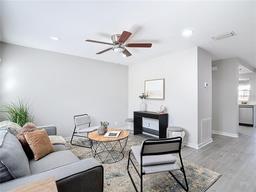 Picture of 14611 Pine Glen Circle, Lutz, FL 33559