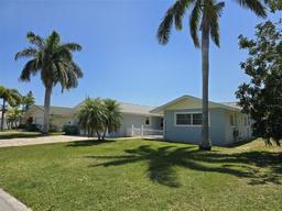 Picture of 333 W Osceola Lane, Cocoa Beach, FL 32931