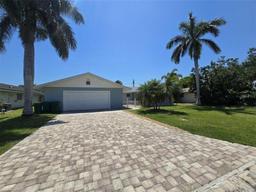 Picture of 333 W Osceola Lane, Cocoa Beach, FL 32931