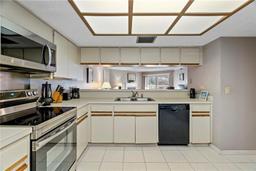 Picture of 18400 Gulf Boulevard Unit 1105, Indian Shores, FL 33785