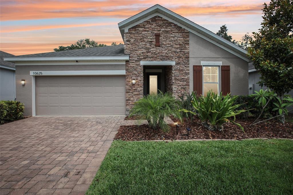 Picture of 10625 Cardera Drive, Riverview, FL 33578