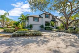 Picture of 2802 Northpointe Lane, Tampa, FL 33611