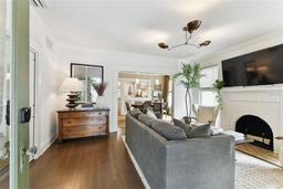 Picture of 2911 W Estrella Street, Tampa, FL 33629