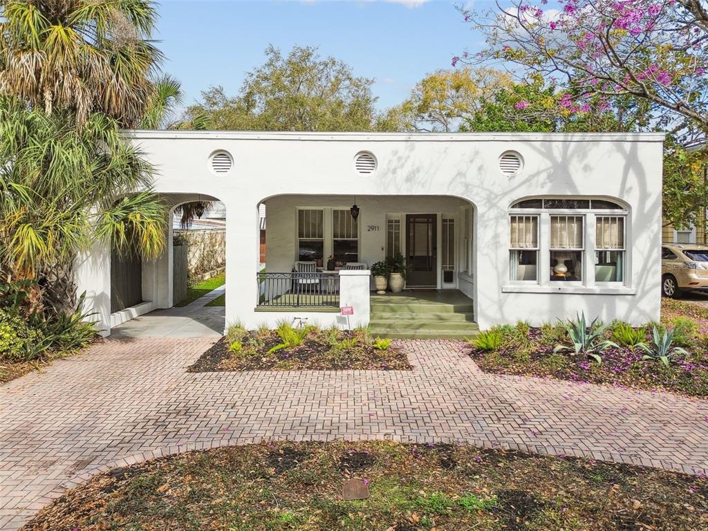 Picture of 2911 W Estrella Street, Tampa, FL 33629