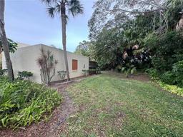 Picture of 135 Wild Palm Drive, Bradenton, FL 34210