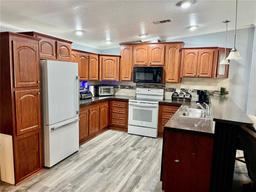 Picture of 14399 SE 59Th Court, Summerfield, FL 34491