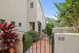 Picture of 4941 Bayshore Boulevard, Tampa, FL 33611