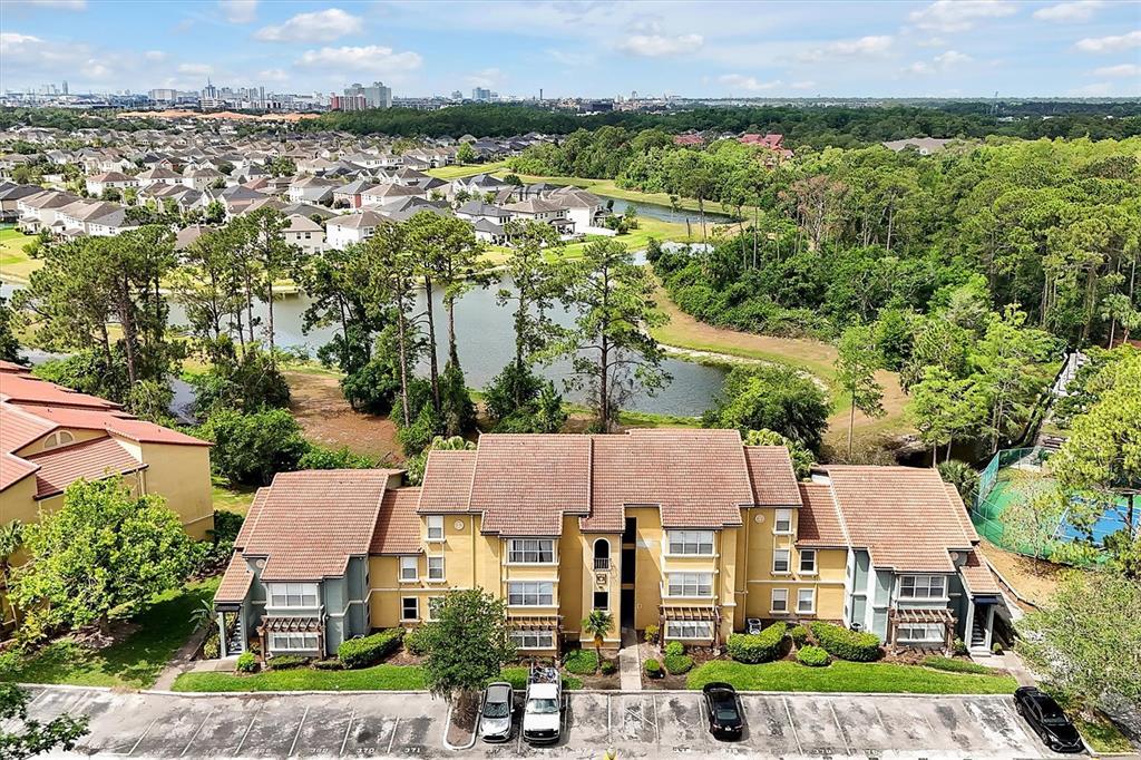 Picture of 5168 Conroy Road Unit 35, Orlando, FL 32811