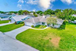 Picture of 6627 Heritage Ln, Bradenton, FL 34209